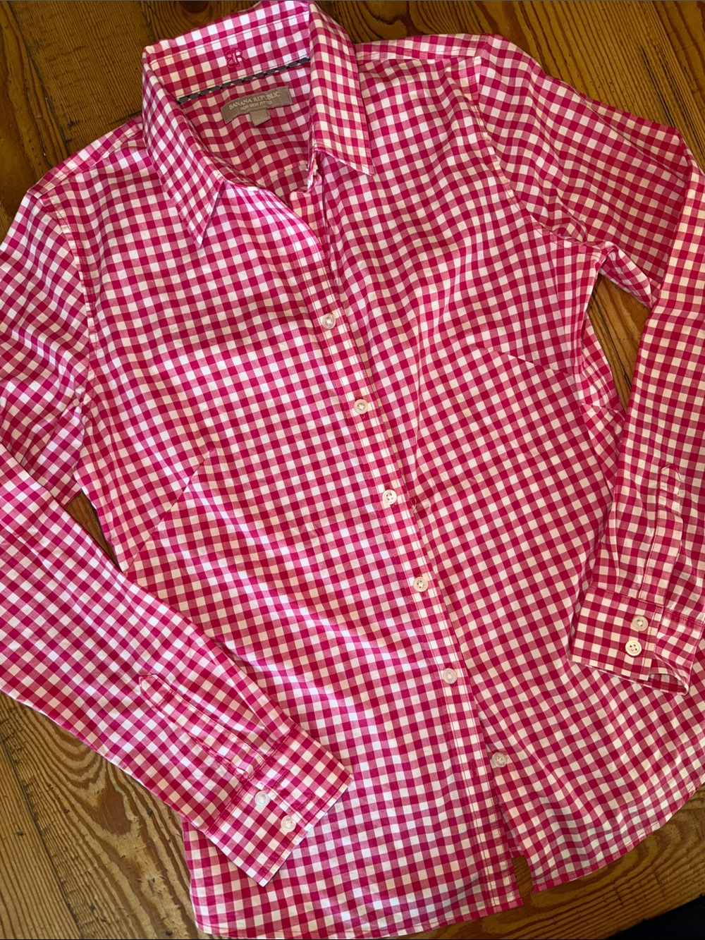 Banana Republic Preppy Pink and White Gingham fitted LS button up Shirt-10